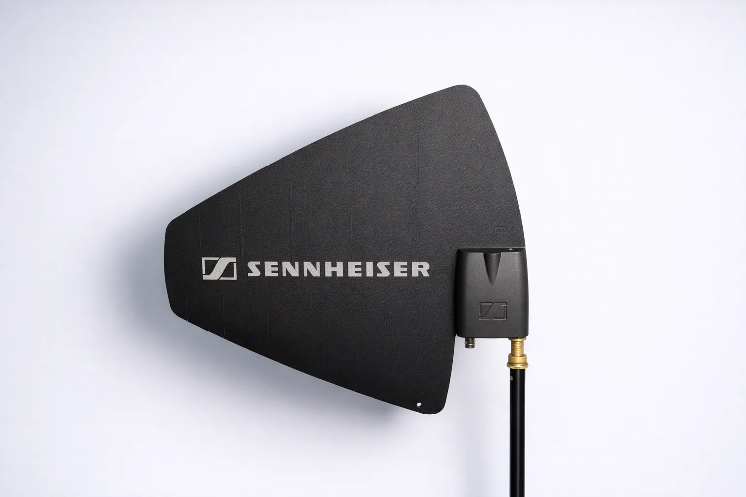 <span style="font-weight: bold;">Sennheiser AD 3700</span>