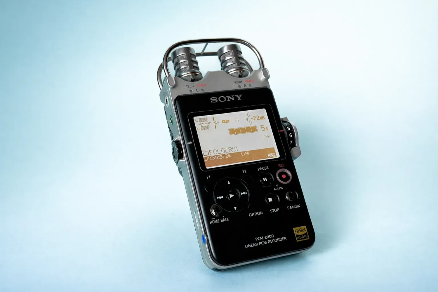 <span style="font-weight: bold;">Sony PCM D-100</span>